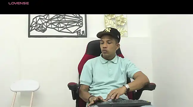 carlos alber12 online show from 03/17/25, 12:57