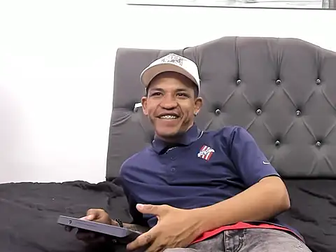 carlos alber12 online show from 03/22/25, 12:14