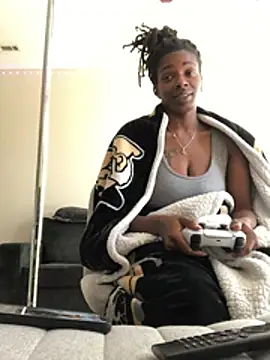 theprettysoles online show from 04/16/26, 04:08