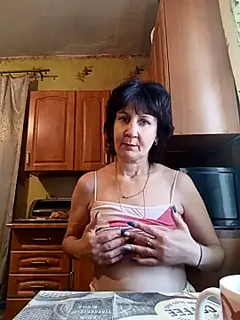 Snapshot of Laura_Kiss chatting on 01/03/25, 10:41 Laura Kiss online show from 01/03/25, 10:41