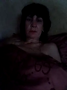 Laura Kiss online show from 04/16/26, 09:39