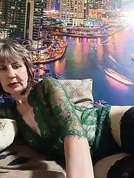 Laura Kiss online show from 05/31/26, 06:09