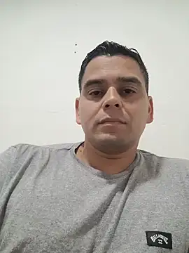 Snapshot of leandroc04 chatting on 11/05/25, 06:41 leandroc04 online show from 11/05/25, 06:41