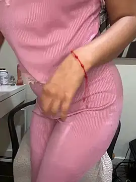 Lobna-alami online show from 02/15/25, 11:03