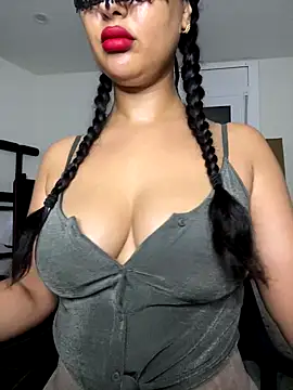 Lobna-alami online show from 09/08/25, 09:36