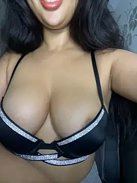 Lobna-alami online show from 10/03/25, 04:48