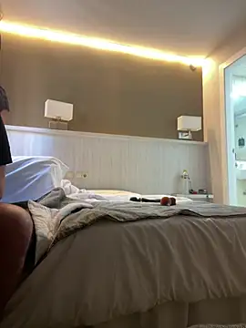 Lobna-alami online show from 04/09/26, 02:55