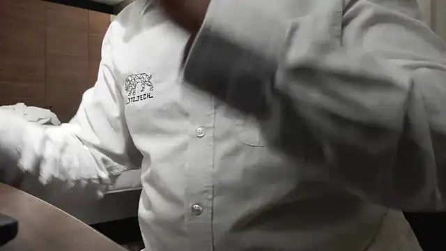 Snapshot of IndienTiger chatting on 02/17/26, 09:54 IndienTiger online show from 02/17/26, 09:54