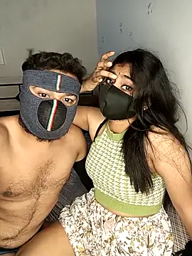 Love-N online show from 04/28/26, 06:24