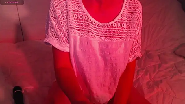 sweetchani666 online show from 10/08/25, 07:39