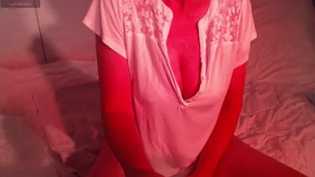 sweetchani666 online show from 10/12/25, 06:12