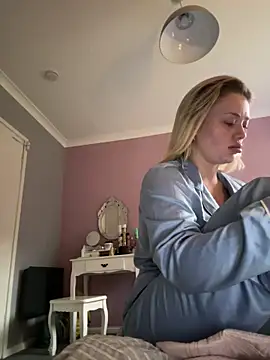 blissdimicco online show from 12/16/25, 09:14