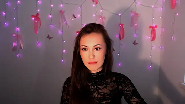 Nikonara Love online show from 12/17/25, 01:50