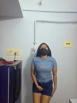 Hot honey77 online show from 09/28/25, 11:37