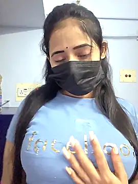 Hot honey77 online show from 10/01/25, 05:08