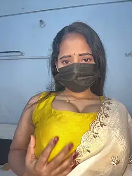 Hot honey77 online show from 10/18/25, 05:14