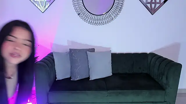 Layla Breezee online show from 03/05/26, 11:50