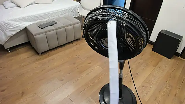 Mara Torres1 online show from 03/05/25, 03:07