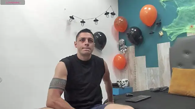 Frank Millers online show from 10/22/25, 07:46