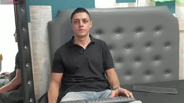 Frank Millers online show from 10/23/25, 07:45