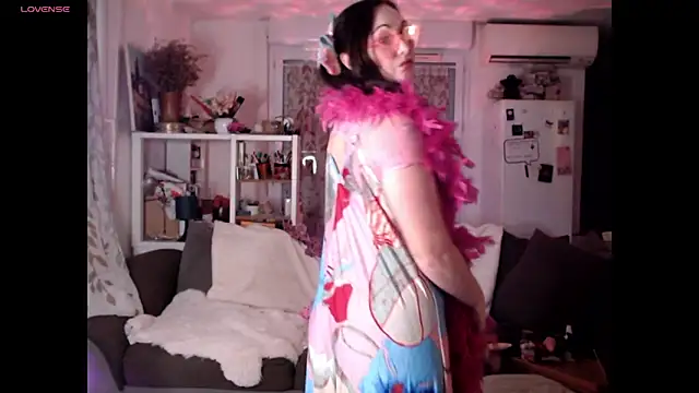 AdorahB3ll3 online show from 11/30/25, 08:13