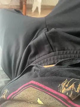 Snapshot of thor955555 chatting on 10/19/25, 08:26 thor955555 online show from 10/19/25, 08:26