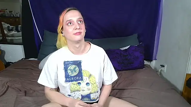 Evelan420 online show from 10/14/25, 08:20