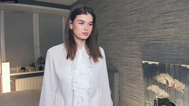 FloraDobb online show from 02/06/25, 07:07