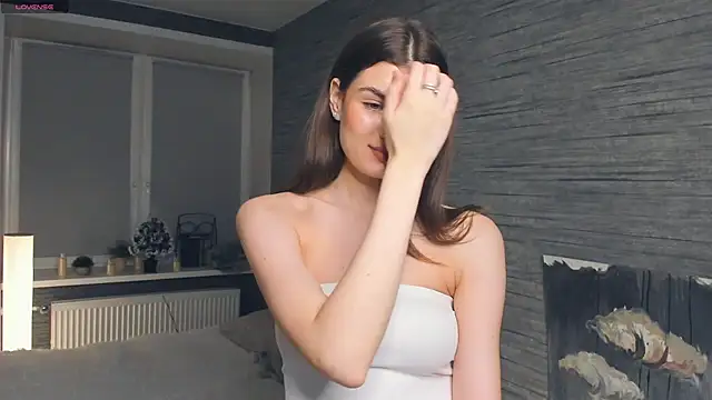 FloraDobb online show from 02/09/25, 10:11