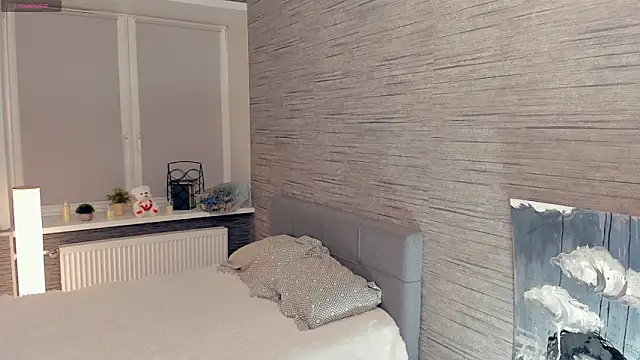 FloraDobb online show from 02/22/25, 12:27