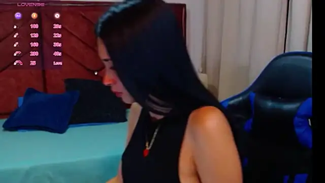 victoria adams07 online show from 04/13/26, 02:11