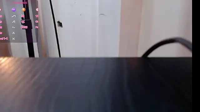 victoria adams07 online show from 04/14/26, 01:39