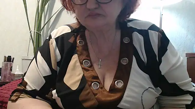 Snapshot of DeniseeRosea chatting on 04/18/26, 07:07 DeniseeRosea online show from 04/18/26, 07:07