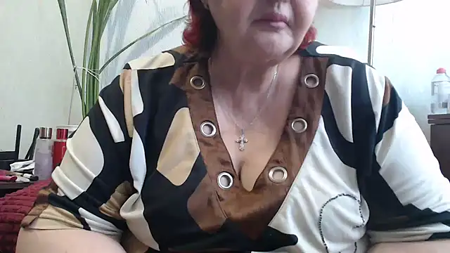 Snapshot of DeniseeRosea chatting on 05/13/26, 10:12 DeniseeRosea online show from 05/13/26, 10:12