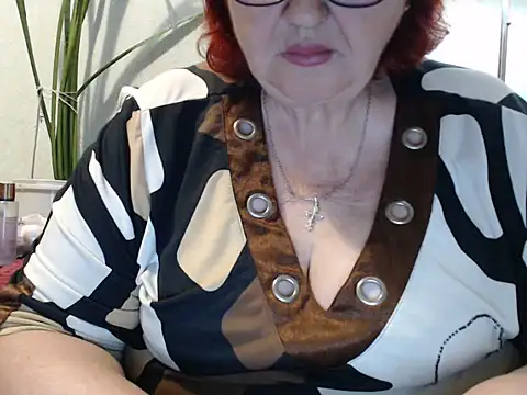 Snapshot of DeniseeRosea chatting on 06/01/26, 06:42 DeniseeRosea online show from 06/01/26, 06:42