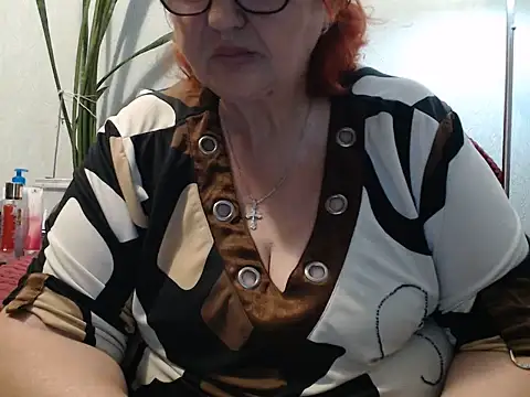 Snapshot of DeniseeRosea chatting on 07/15/26, 01:22 DeniseeRosea online show from 07/15/26, 01:22