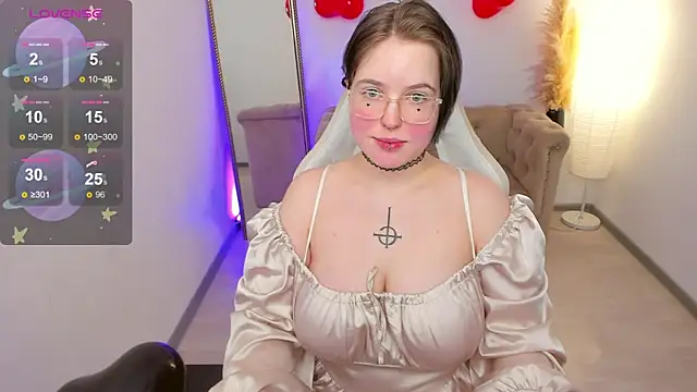 Manic pixie  online show from 02/14/26, 04:04