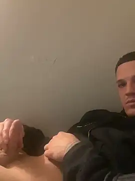 Snapshot of icastronjdkk chatting on 01/21/25, 05:51 icastronjdkk online show from 01/21/25, 05:51