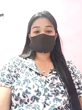 Simran-001 online show from 04/13/26, 12:21