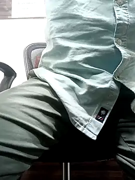 Snapshot of RaviRoy2326 chatting on 01/25/25, 03:20 RaviRoy2326 online show from 01/25/25, 03:20