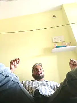 Snapshot of RaviRoy2326 chatting on 02/11/25, 08:15 RaviRoy2326 online show from 02/11/25, 08:15