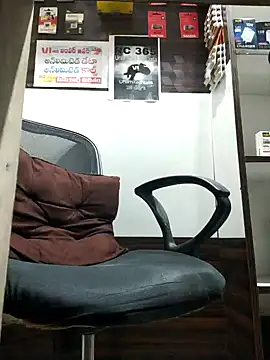 Snapshot of RaviRoy2326 chatting on 02/15/25, 06:44 RaviRoy2326 online show from 02/15/25, 06:44