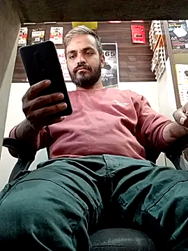 Snapshot of RaviRoy2326 chatting on 02/27/25, 05:24 RaviRoy2326 online show from 02/27/25, 05:24