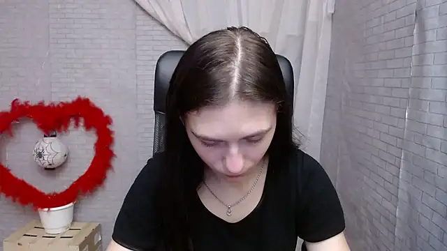 Snapshot of AmandaJi_ chatting on 02/13/25, 07:13 AmandaJi online show from 02/13/25, 07:13