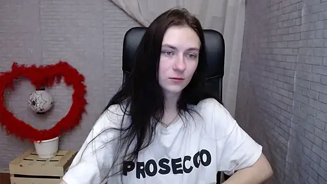 Snapshot of AmandaJi_ chatting on 03/06/25, 07:36 AmandaJi online show from 03/06/25, 07:36