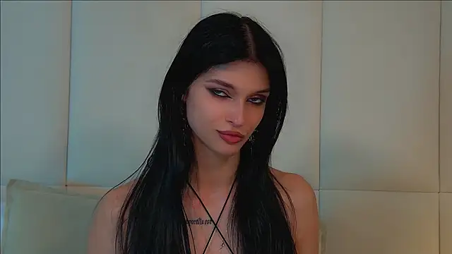 Snapshot of BeverlyMost chatting on 06/11/26, 03:04 BeverlyMost online show from 06/11/26, 03:04