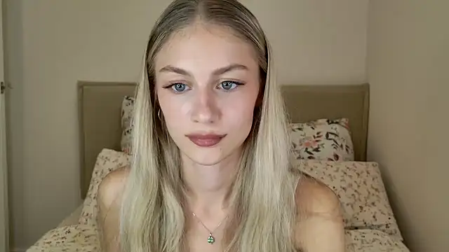 Snapshot of GabriellaOlsen chatting on 09/18/25, 02:08 GabriellaOlsen online show from 09/18/25, 02:08