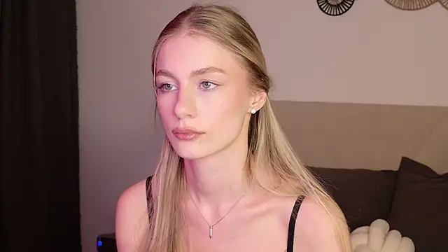 GabriellaOlsen online show from 04/16/26, 04:19