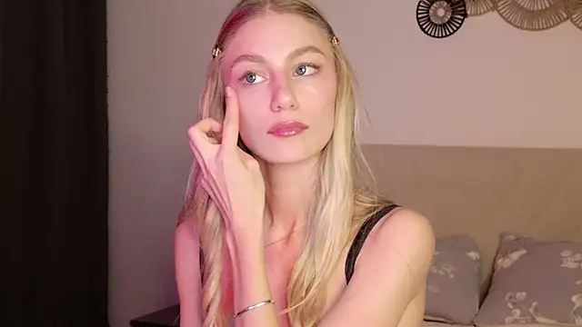 GabriellaOlsen online show from 05/20/26, 05:52