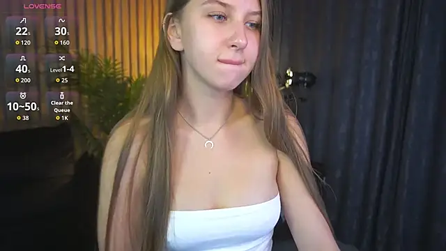 AureliaBliss  online show from 10/01/25, 06:30